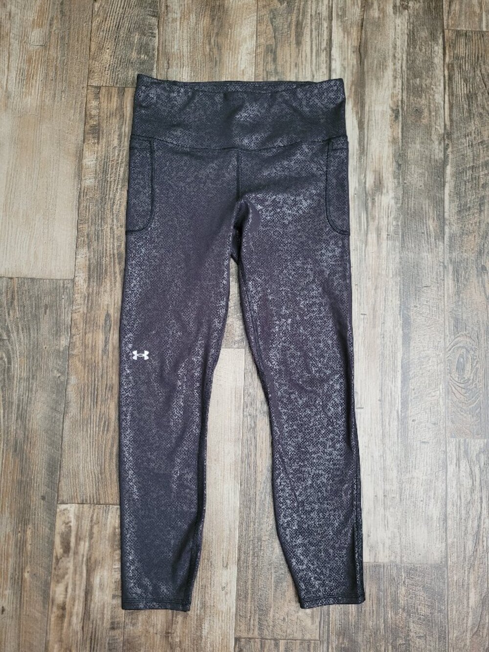 Under Armour Black Metallic Silver Motion Gloss Ankle Leggings